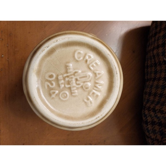 Pfaltzgraff Creamer - Picture 2 of 2